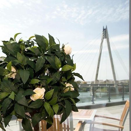 Waterfront Southport Hotel Buitenkant foto