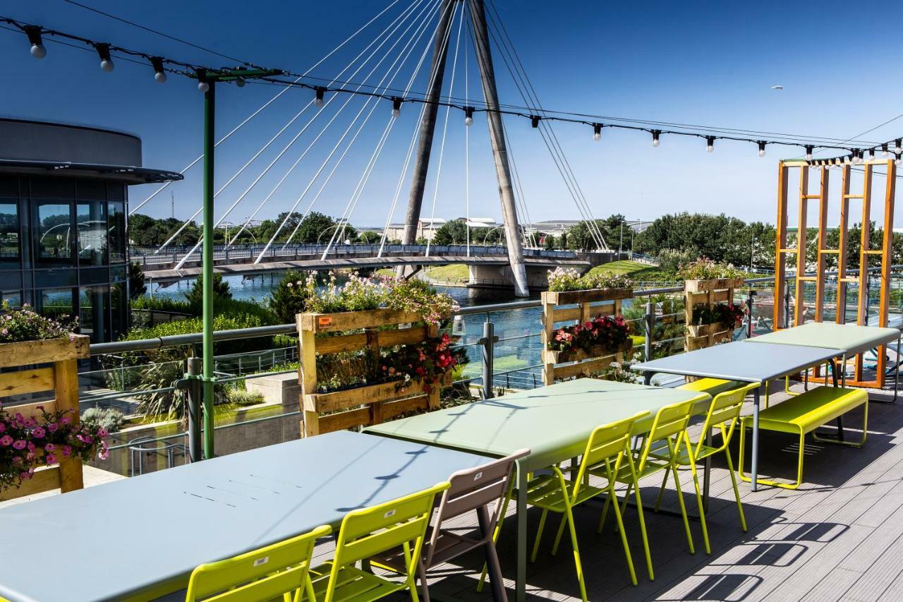 Waterfront Southport Hotel Buitenkant foto